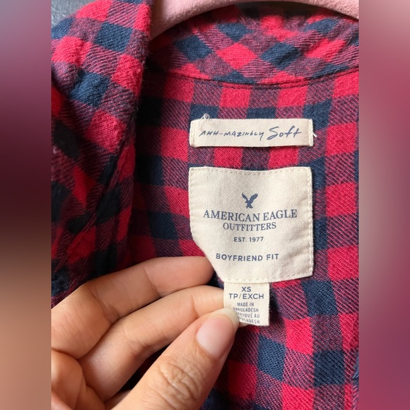 Women’s American Eagle Soft Flannel Blue Red Check Button Up Shirt XS - Picture 3 of 6